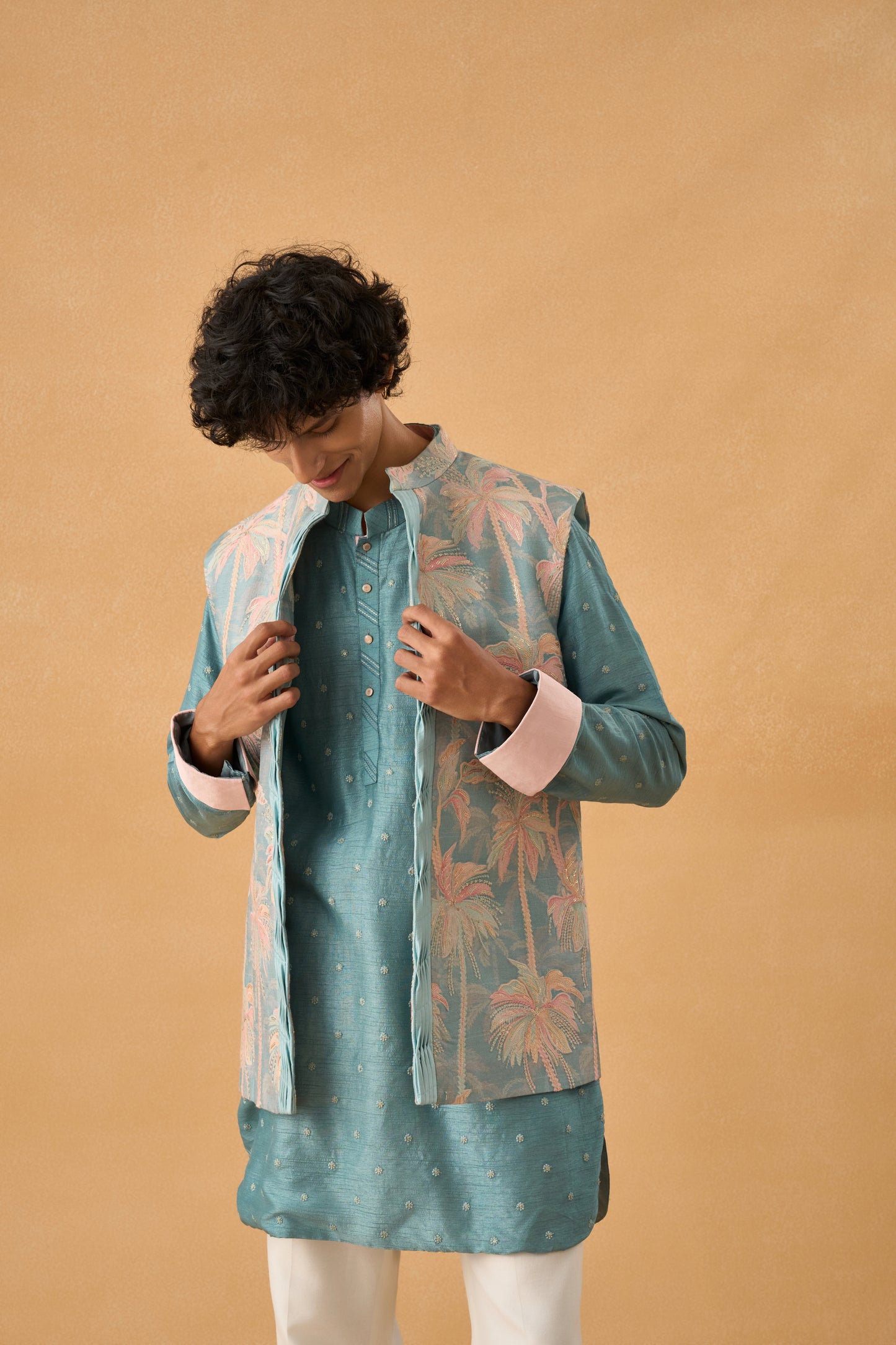 Aqua Kurta Bandi Set In Raw Silk