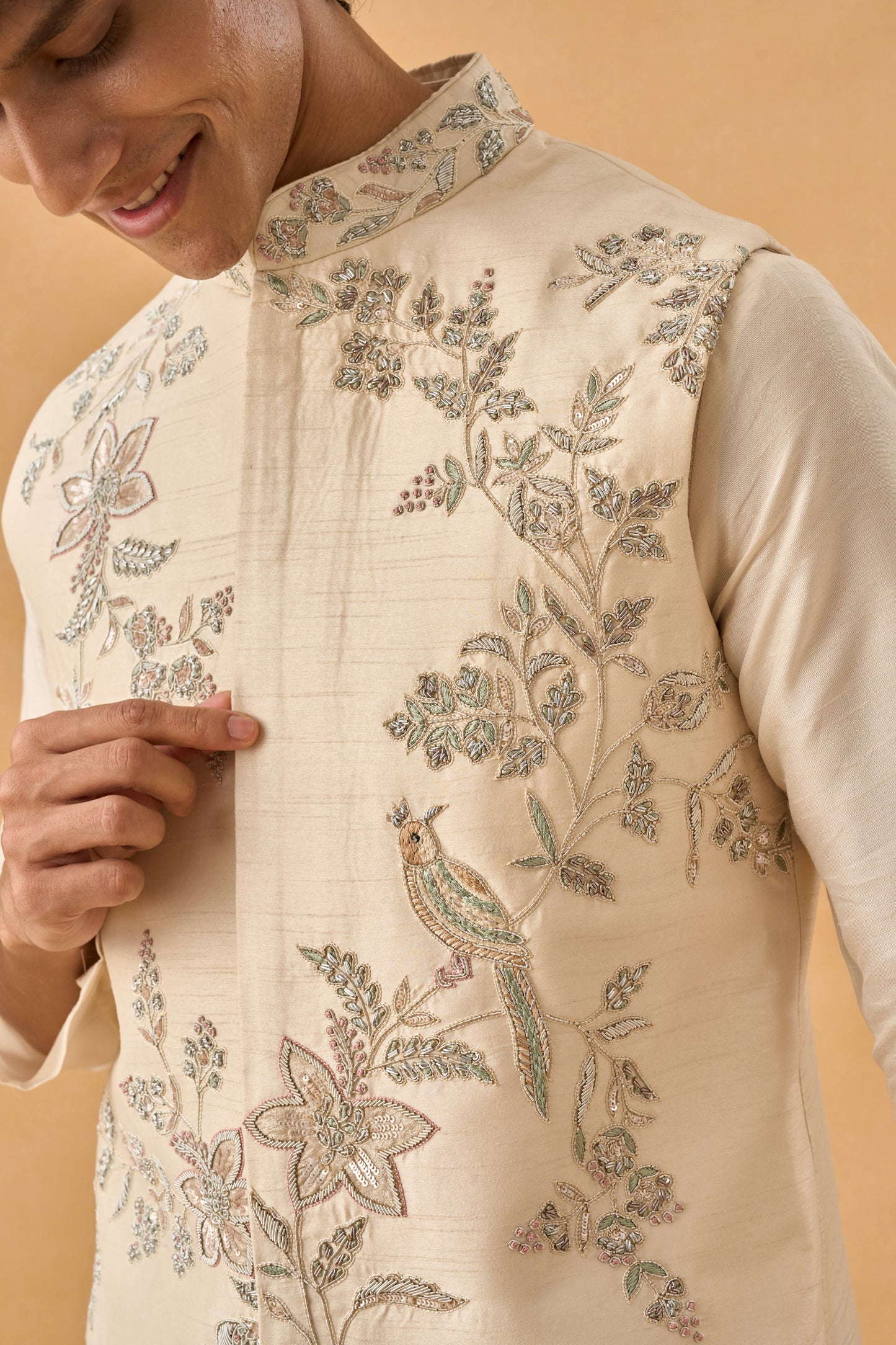 Cream Kurta Bandi Set In Raw Silk