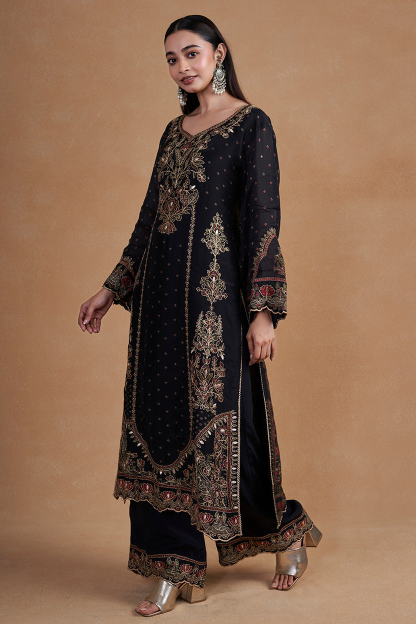 Black Suit Set With Aari Detailing