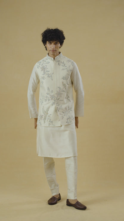 Cream Kurta Bandi Set In Raw Silk