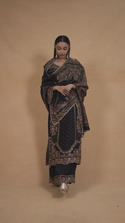 Black Suit Set With Aari Detailing